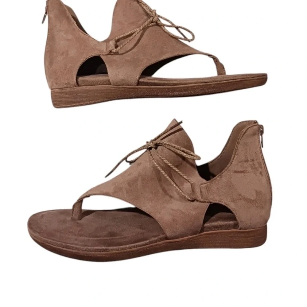 Pierre Dumas Women's Thong Sandals - Picture 3 of 10